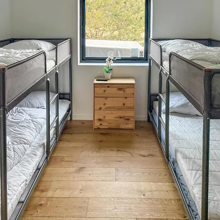 4 Bedroom Lovely In Vaeggerlose