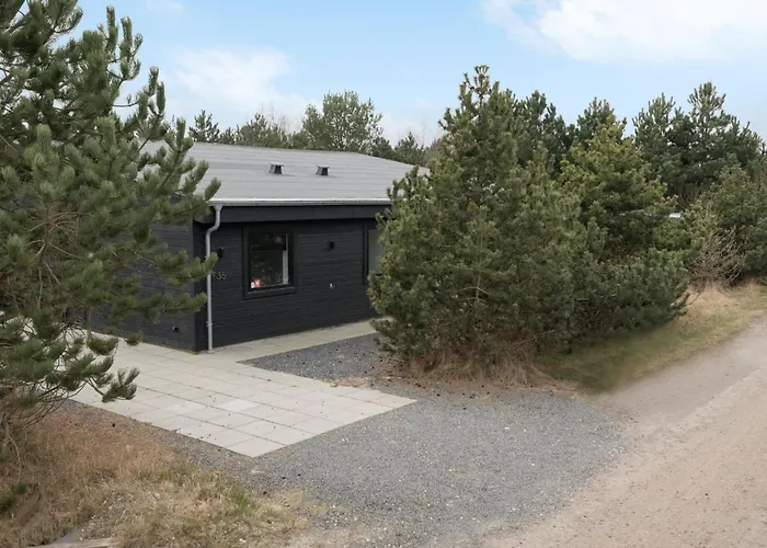 Σπίτι διακοπών 4 Bedroom Lovely In Vaeggerlose *
